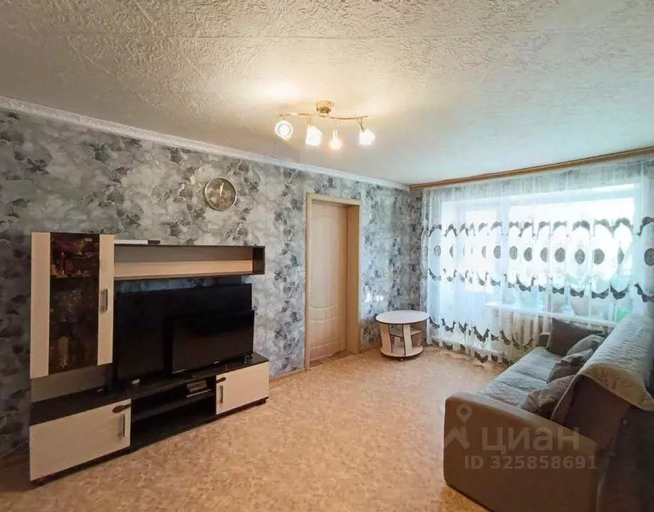 2-к кв. Пермский край, Березники ул. Ломоносова, 58 (44.1 м) - Фото 1