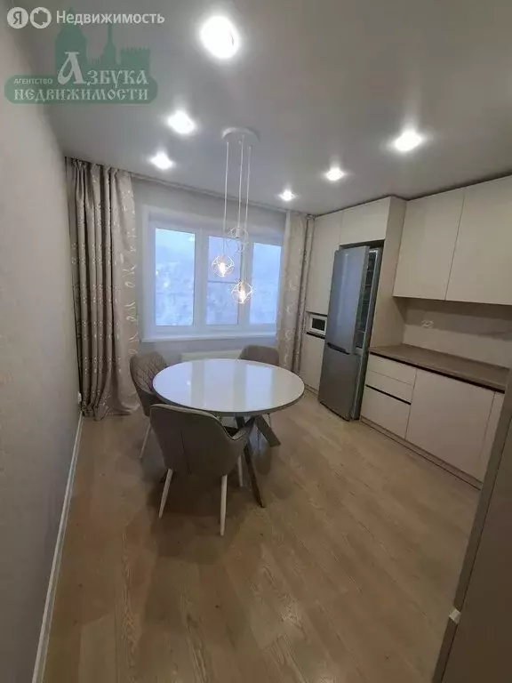 3-комнатная квартира: Смоленск, Звёздная улица, 8 (80 м) - Фото 2