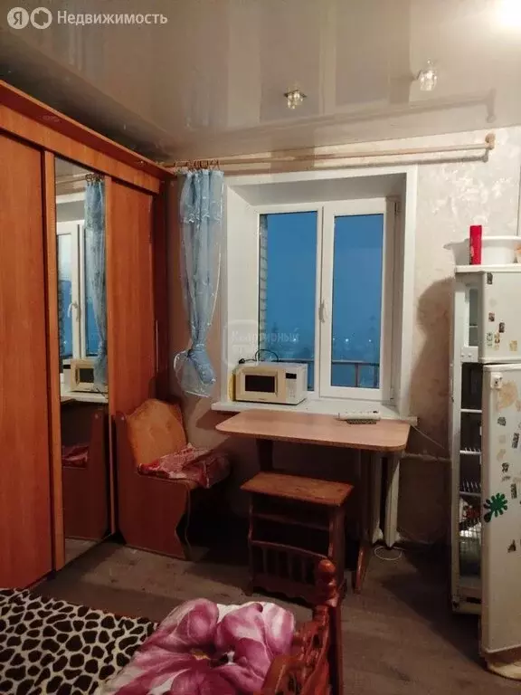 1к в 12-комнатной квартире (11.4 м) - Фото 1