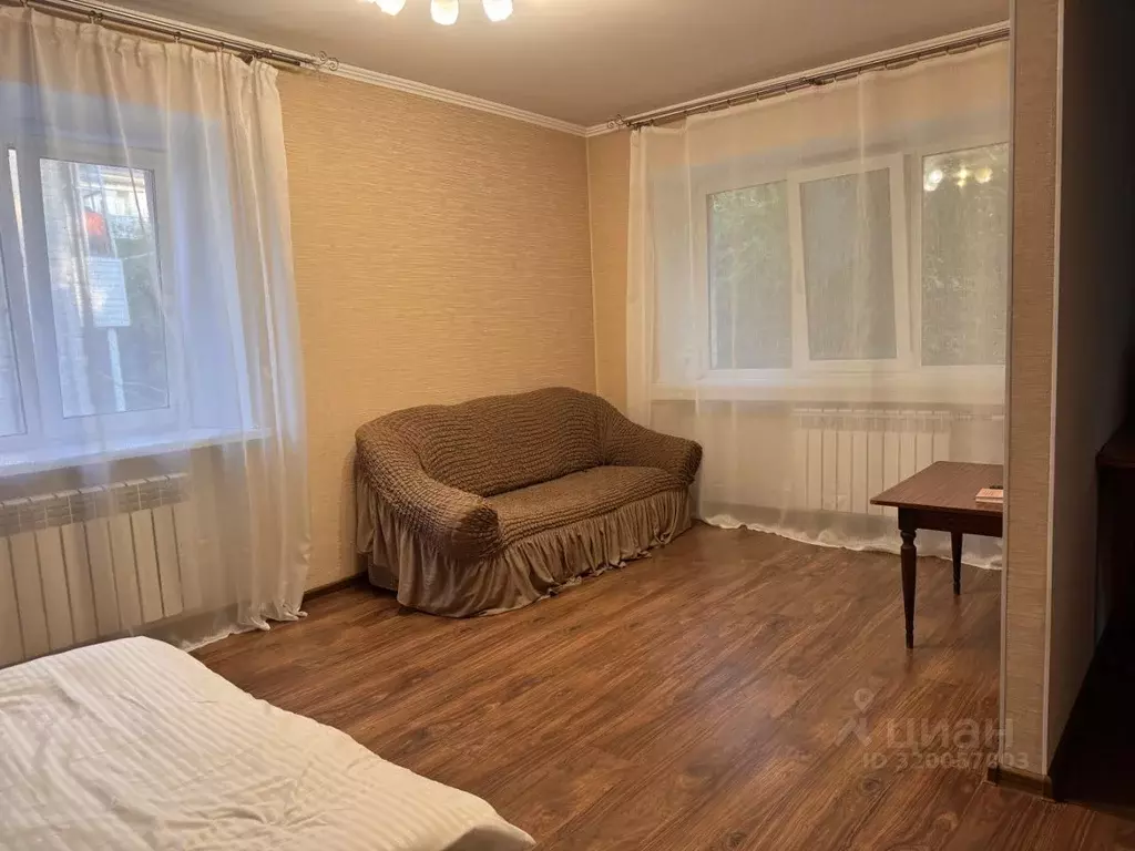 1-к кв. Тюменская область, Тюмень ул. Республики, 146 (30.0 м) - Фото 0