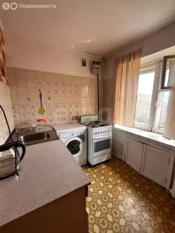 3-комнатная квартира: Чита, улица Декабристов, 2Б (65.1 м) - Фото 1