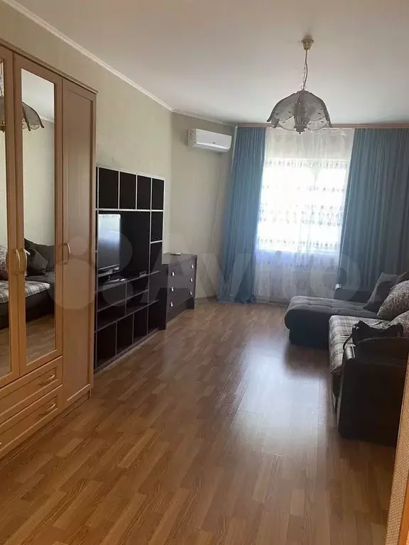 2-к. квартира, 65 м, 2/9 эт. - Фото 0