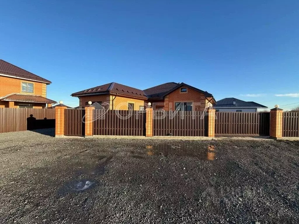 Дом в Тюменская область, Тюмень Казарово мкр, ул. Казаровская (130 м) - Фото 1