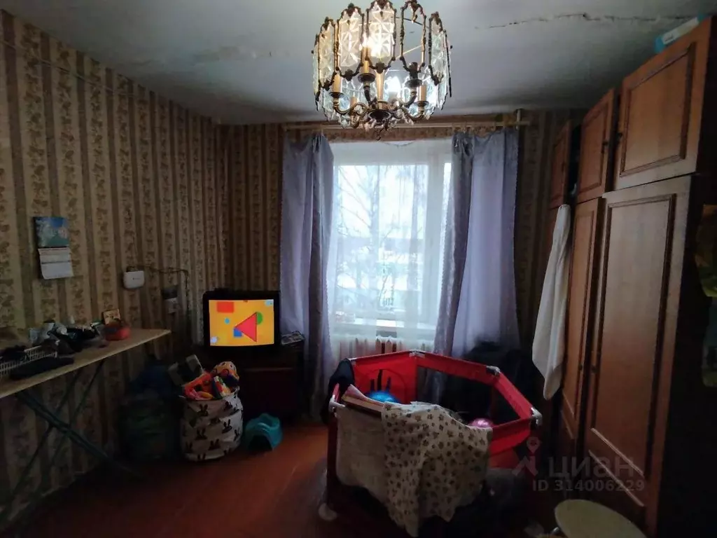 2-к кв. Ярославская область, Углич ул. Зины Золотовой, 34 (37.6 м) - Фото 1