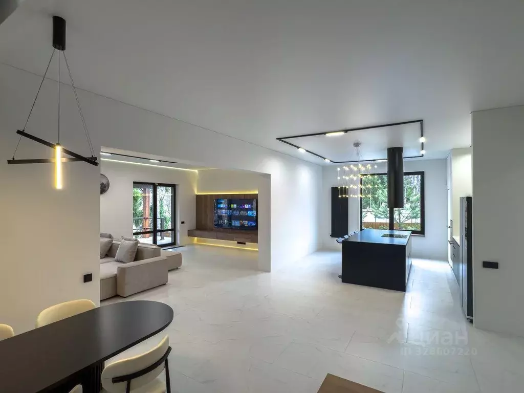 Дом, 245.7 м - Фото 1