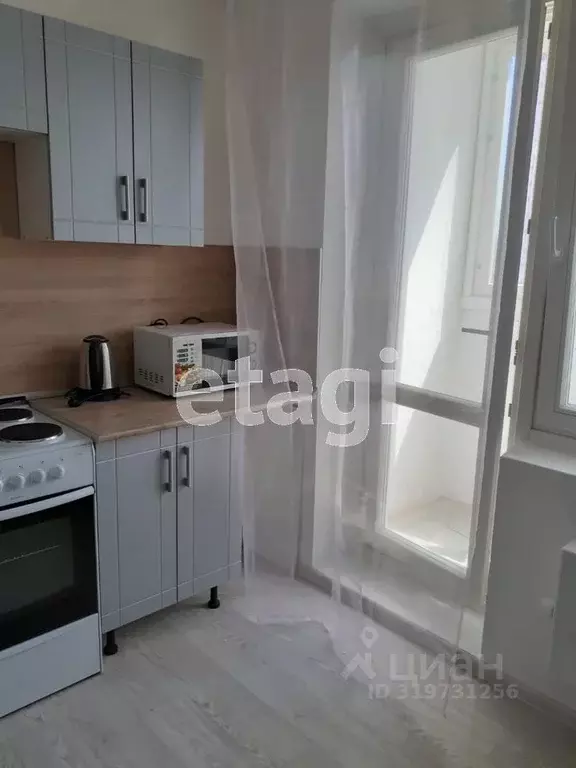 1-к кв. Тюменская область, Тюмень ул. Константина Посьета, 11 (38.0 м) - Фото 1