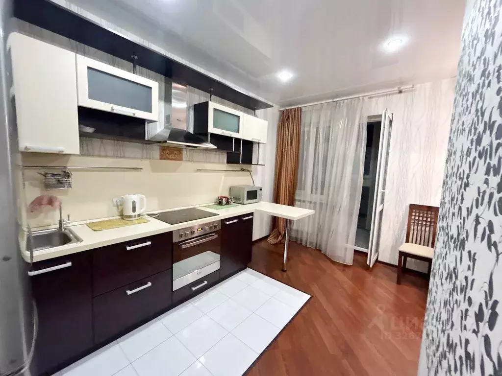 2-к кв. Башкортостан, Уфа просп. Октября, 152к1 (73.0 м) - Фото 1