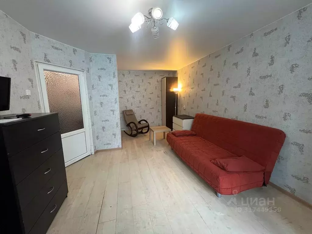 1-к кв. Ленинградская область, Гатчина ул. 7-й Армии, 10 (30.0 м) - Фото 1