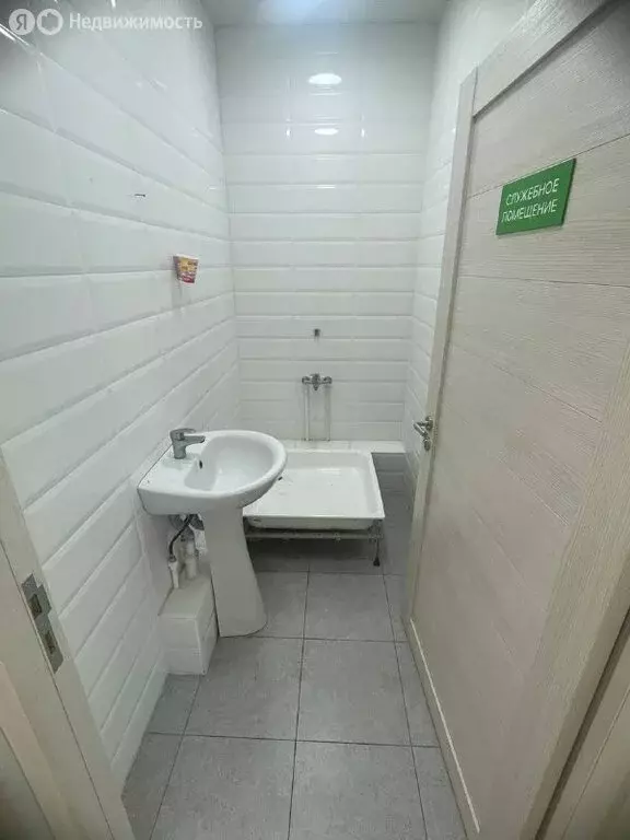 Торговая площадь (211 м) - Фото 1