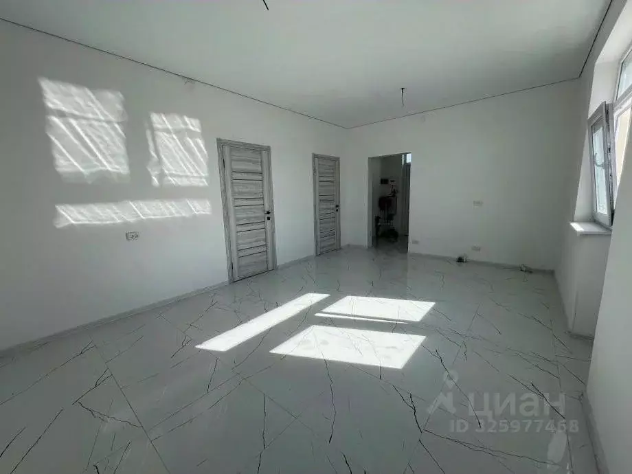 Дом в Крым, Симферопольский район, с. Трудовое ул. Зеленая (95 м) - Фото 1