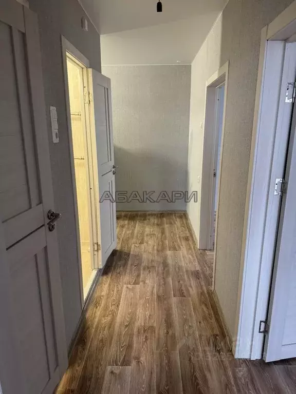 2-к кв. Красноярский край, Красноярск ул. Дубровинского, 110А (60.0 м) - Фото 2