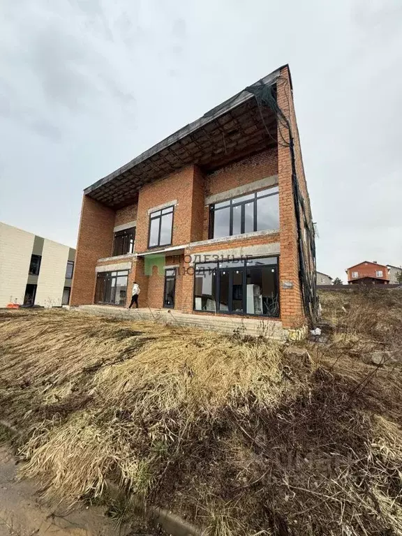 Дом в Калужская область, Малоярославец ул. Медвежья поляна (392 м) - Фото 2