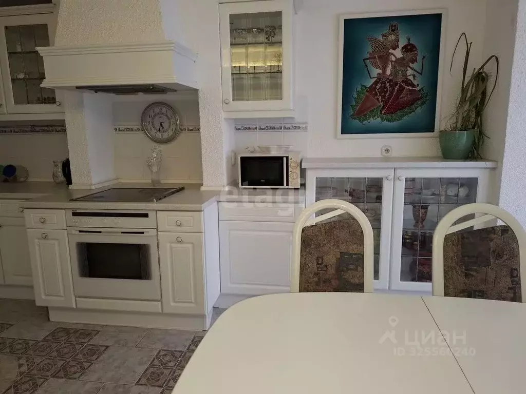 2-к кв. Ленинградская область, Кириши просп. Ленина, 50 (63.0 м) - Фото 1