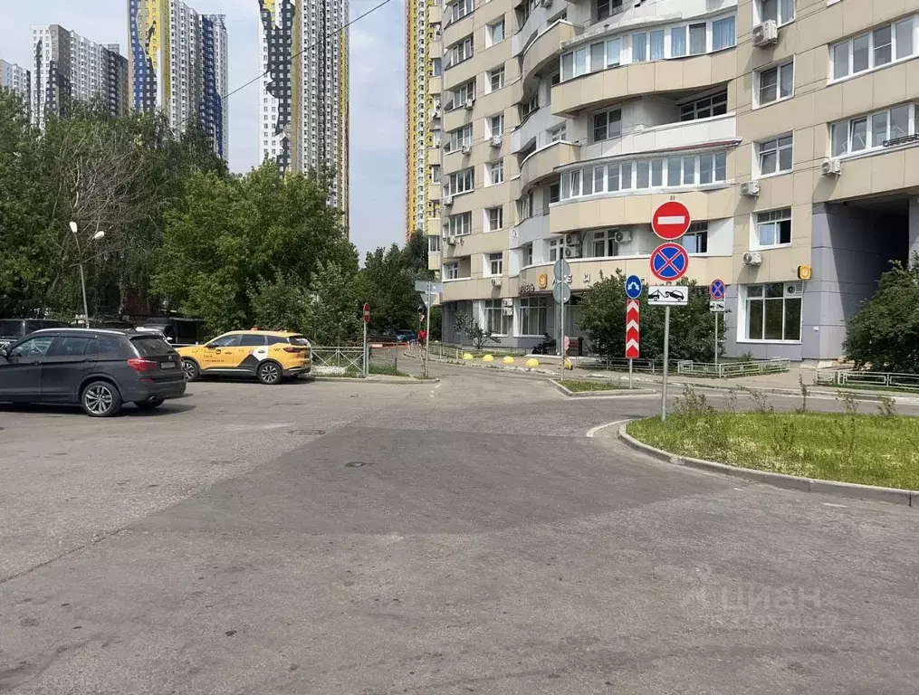 Торговая площадь в Московская область, Красногорск бул. Павшинский, 34 ... - Фото 1