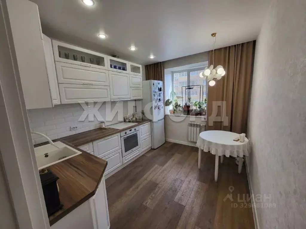 2-к кв. Хакасия, Абакан ул. Стофато, 5Г (59.0 м) - Фото 1