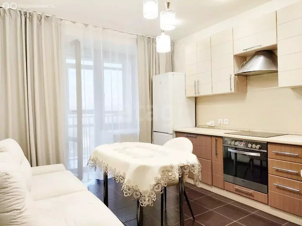 1-комнатная квартира: Казань, улица Натана Рахлина, 3 (48.2 м) - Фото 2