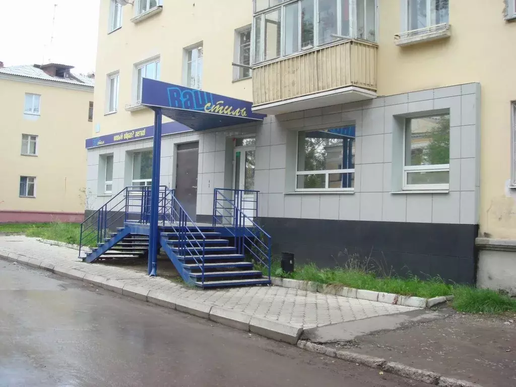 Помещение свободного назначения в Свердловская область, ... - Фото 1