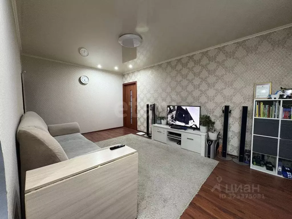 2-к кв. Татарстан, Казань Гвардейская ул., 50 (47.4 м) - Фото 1