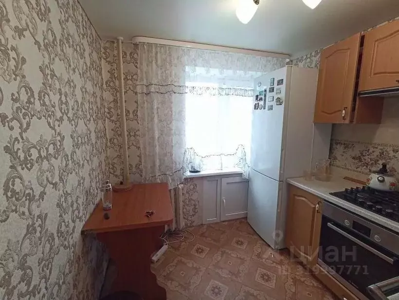 2-к кв. Омская область, Омск Нефтезаводская ул., 24 (40.0 м) - Фото 1