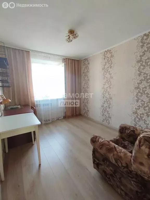 3-комнатная квартира: Октябрьский, Первомайская улица, 7А (62 м) - Фото 0
