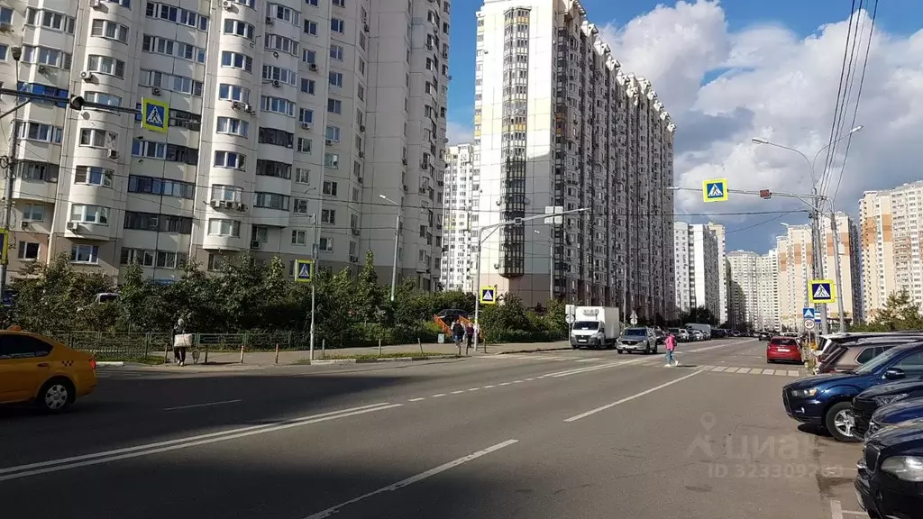 Помещение свободного назначения в Московская область, Красногорск бул. ... - Фото 1