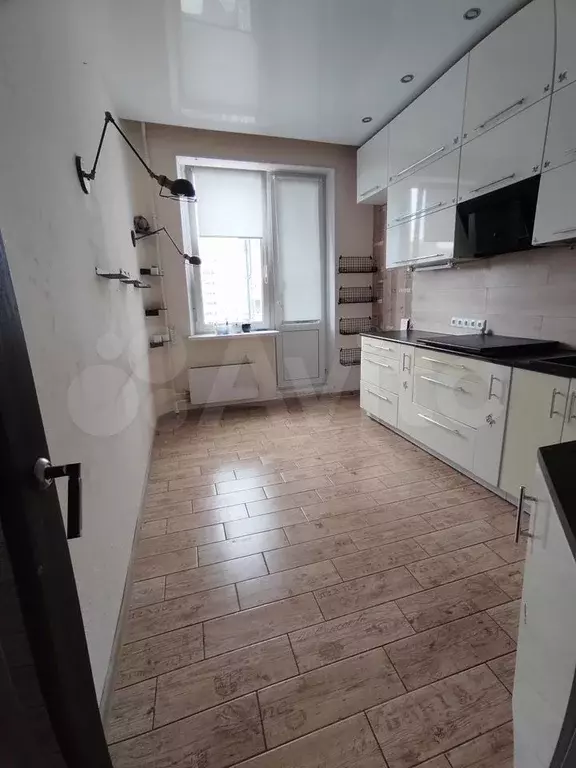 2-к. квартира, 56 м, 5/9 эт. - Фото 0