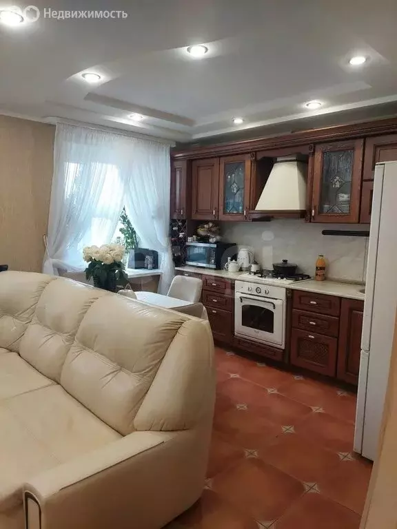 3-комнатная квартира: Сыктывкар, Коммунистическая улица, 18 (72 м) - Фото 2