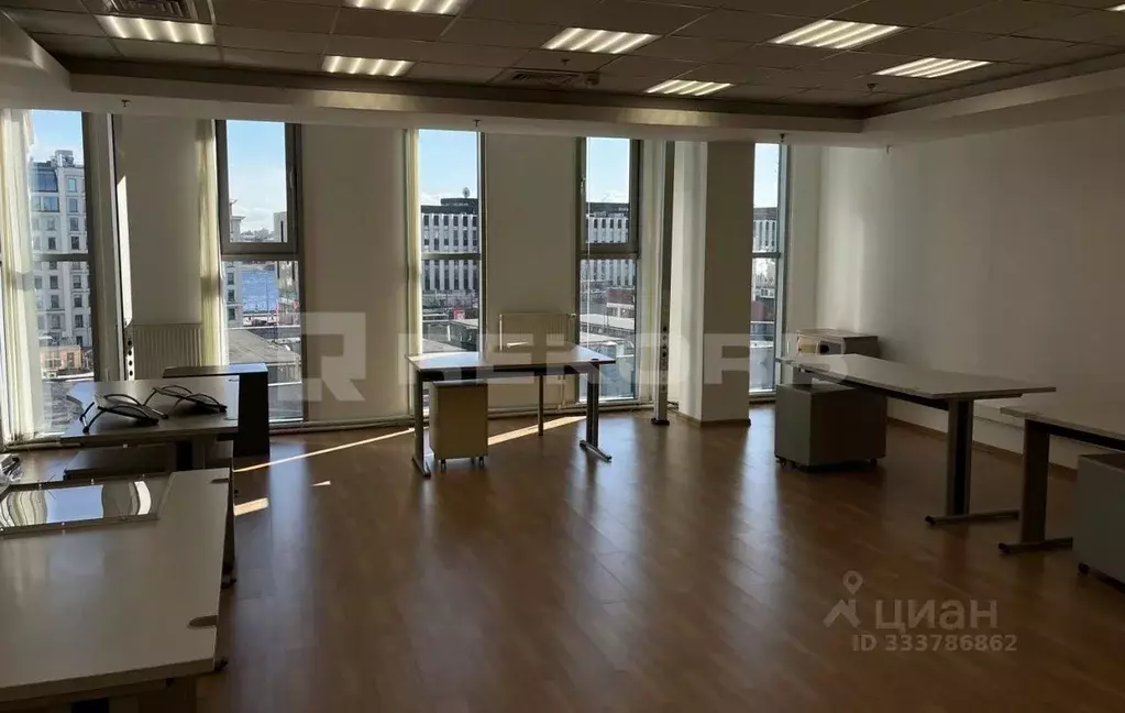 Офис в Санкт-Петербург Исполкомская ул., 15 (119 м) - Фото 0