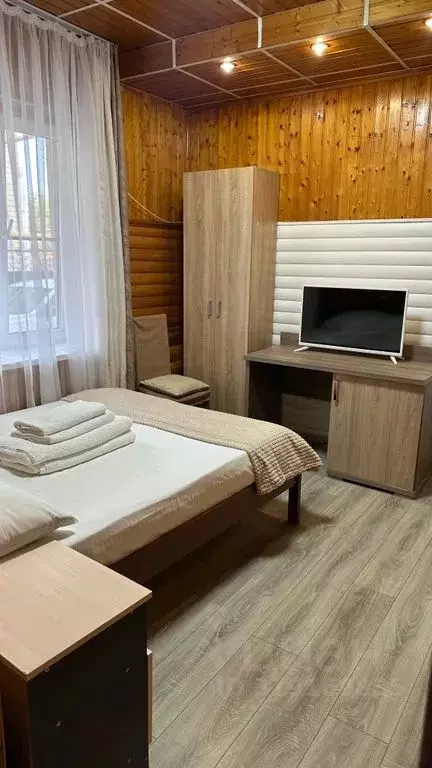 Комната Краснодарский край, Сочи Адлер жилрайон, ул. Прибрежная, 23 - Фото 1