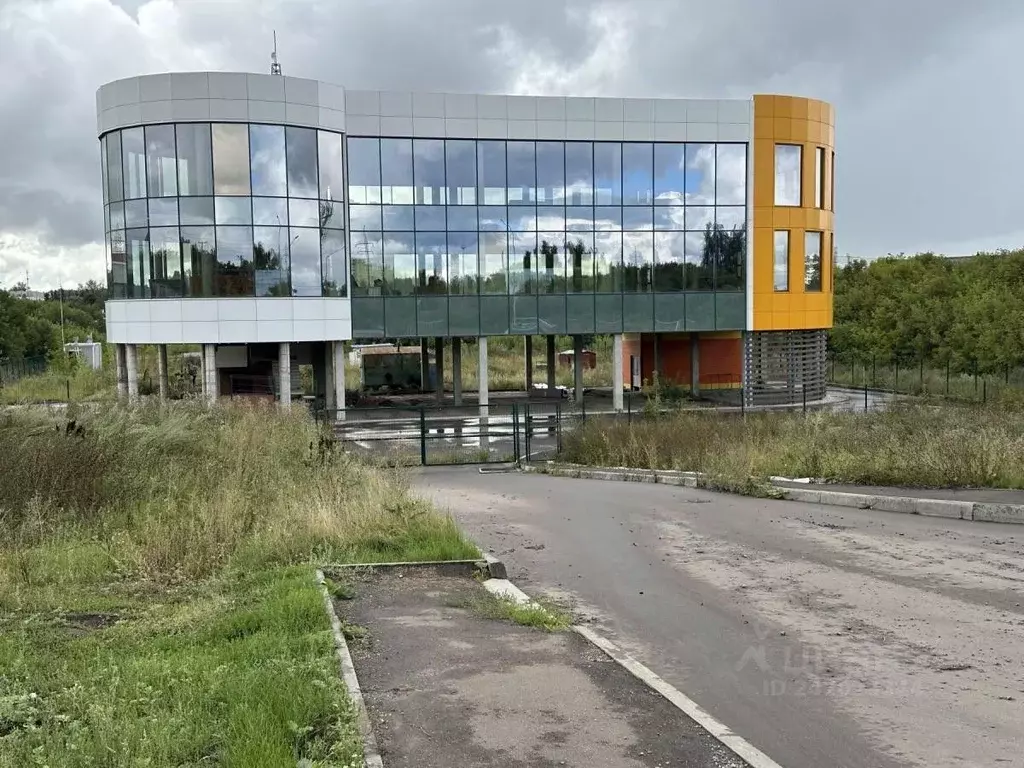 Помещение свободного назначения в Татарстан, Набережные Челны ул. ... - Фото 0