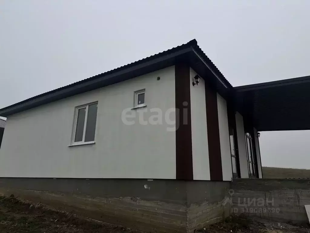 Дом в Крым, Симферопольский район, с. Урожайное ул. Таврическая (100 ... - Фото 1