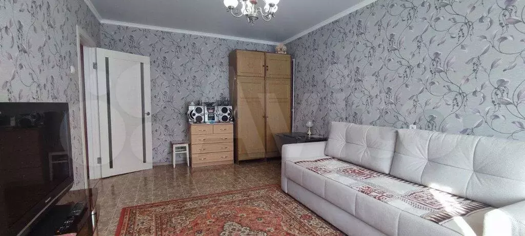 1-к. квартира, 37 м, 4/7 эт. - Фото 1