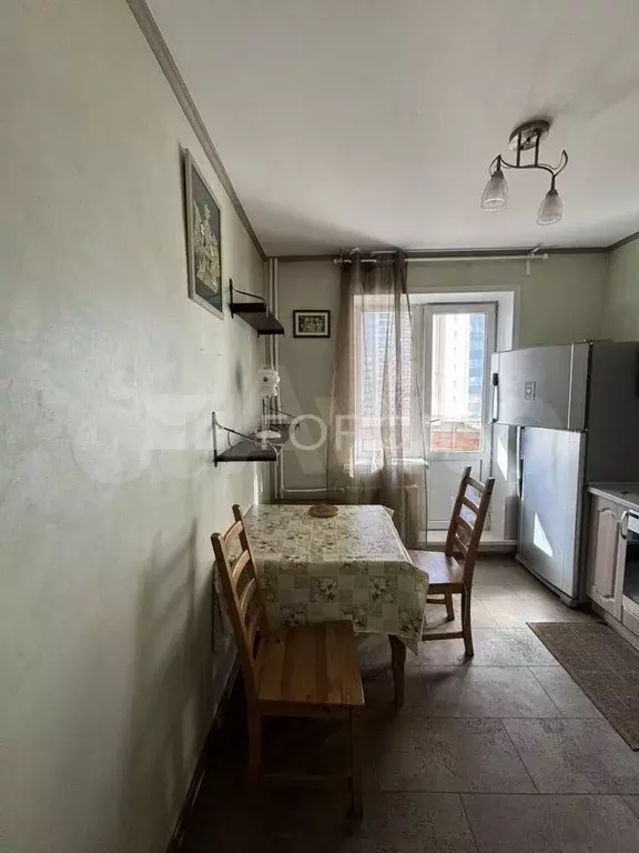 1-к. квартира, 40 м, 9/10 эт. - Фото 1