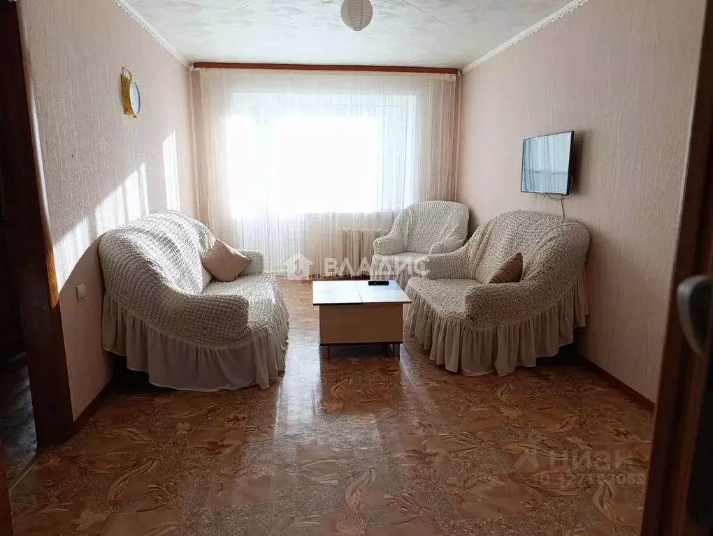 2-к кв. Саратовская область, Балаково Волжская ул., 65 (43.0 м) - Фото 2