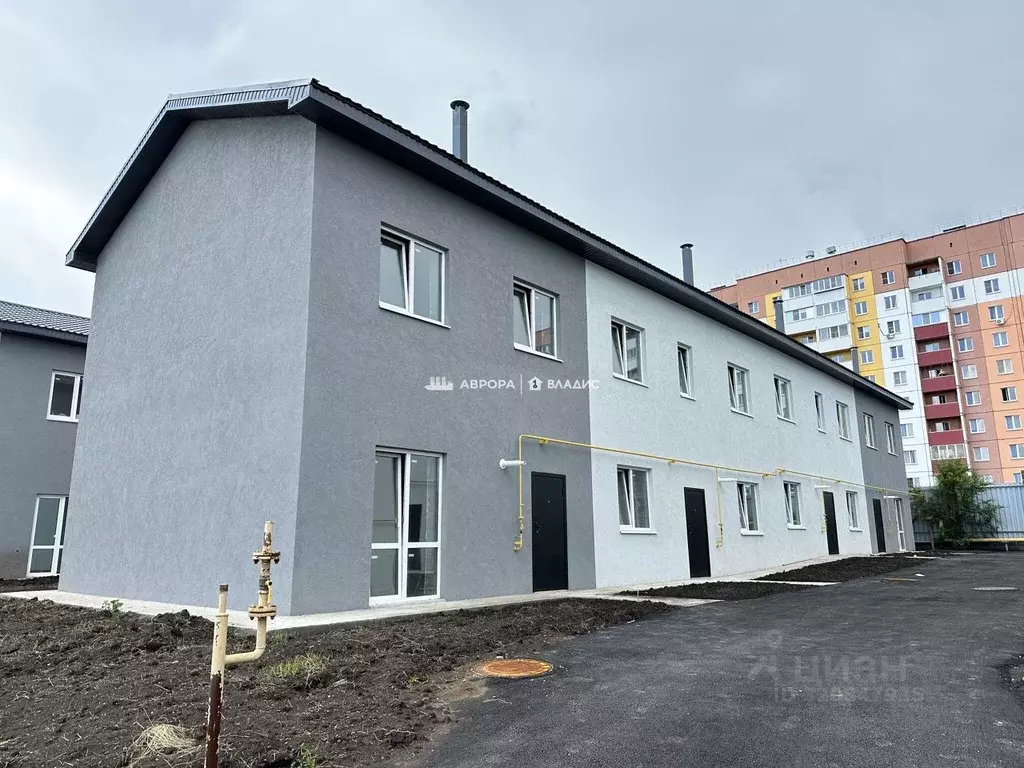 Таунхаус в Челябинская область, Магнитогорск ул. Новая (90 м) - Фото 2