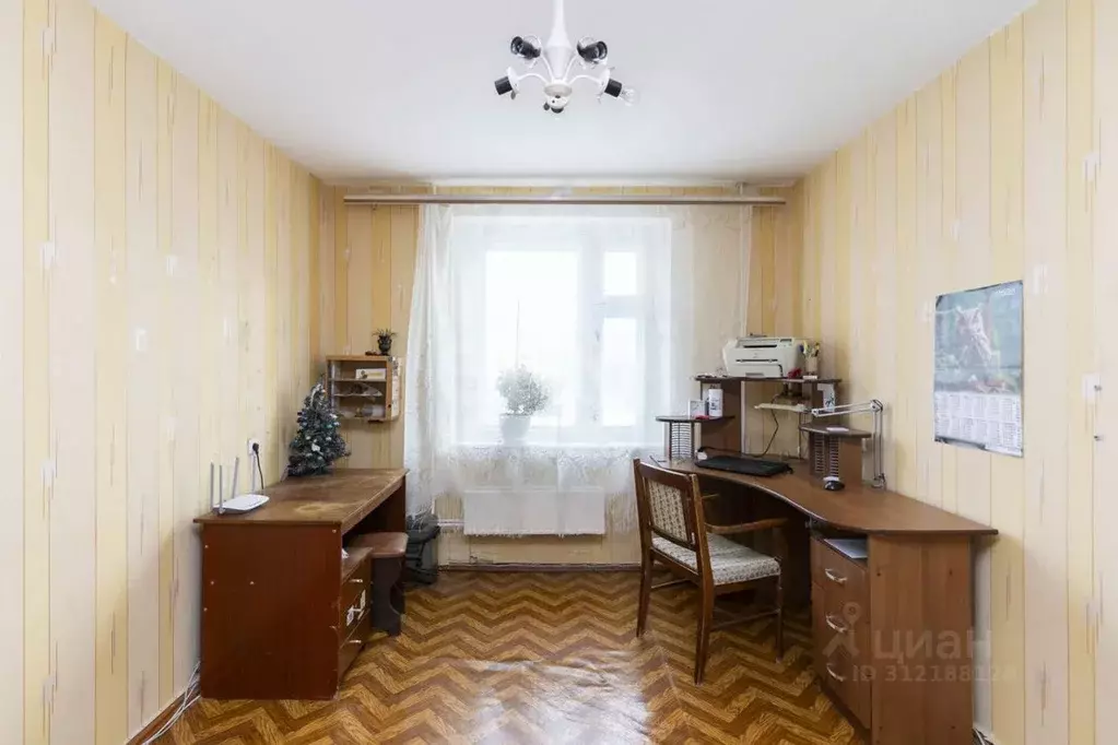 3-к кв. Тюменская область, Тюмень ул. Монтажников, 11 (65.0 м) - Фото 0