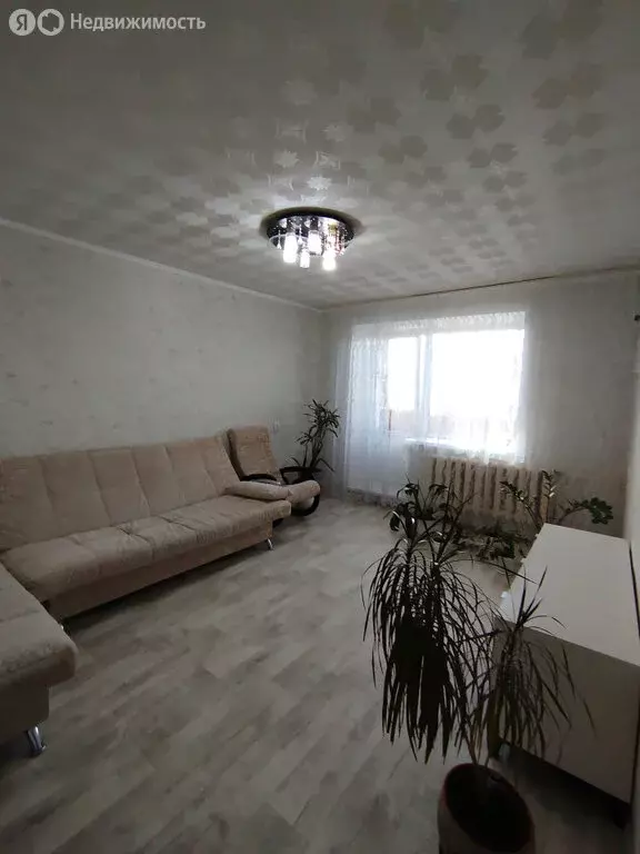 2-комнатная квартира: село Кандры, улица Салавата Юлаева, 2 (55.4 м) - Фото 1