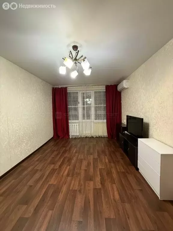 1-комнатная квартира: Казань, Ново-Савиновский район, Октябрьская ... - Фото 1