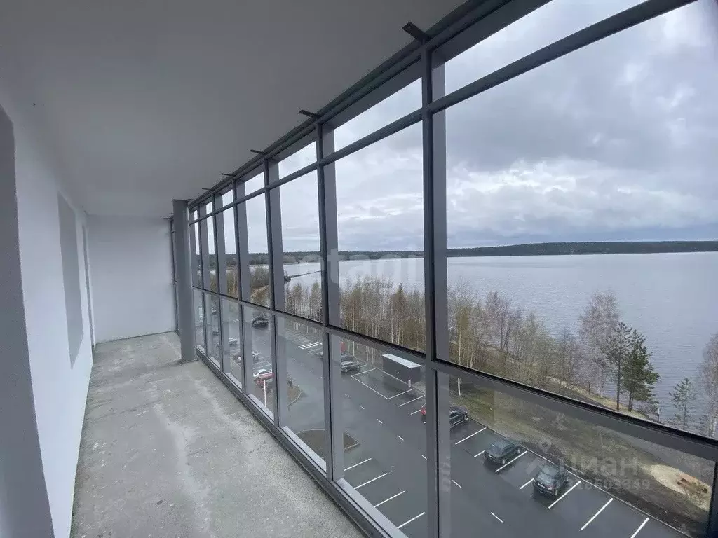 4-к кв. Карелия, Петрозаводск ул. Тапиола, 3 (88.59 м) - Фото 0