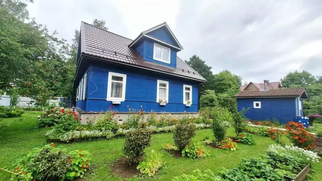 Дом в Ленинградская область, Гатчинский район, Вырица городской ... - Фото 0