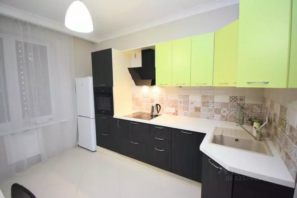 2-к кв. Московская область, Красногорск ул. Игоря Мерлушкина, 4 (65.0 ... - Фото 1