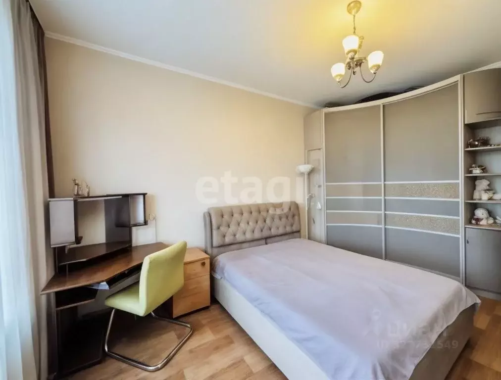 3-к кв. Курская область, Курск просп. Анатолия Дериглазова, 15 (98.2 ... - Фото 1