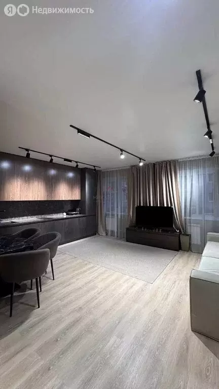 4-комнатная квартира: Абакан, улица Авиаторов, 8 (85 м) - Фото 2