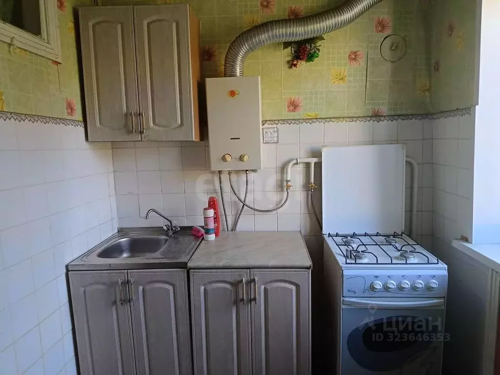 2-к кв. Орловская область, Орел ул. 60-летия Октября, 22 (40.5 м) - Фото 0