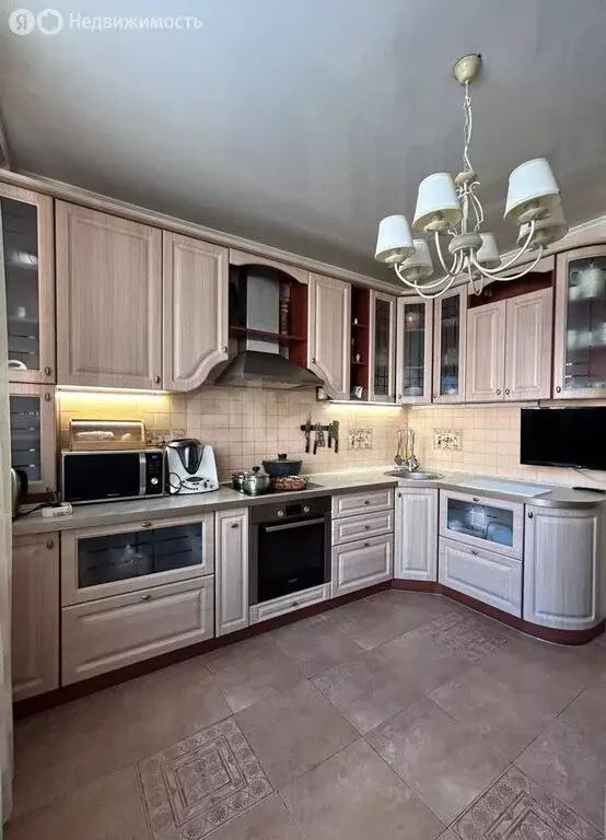 3-комнатная квартира: Оренбург, Салмышская улица, 68 (96 м) - Фото 1