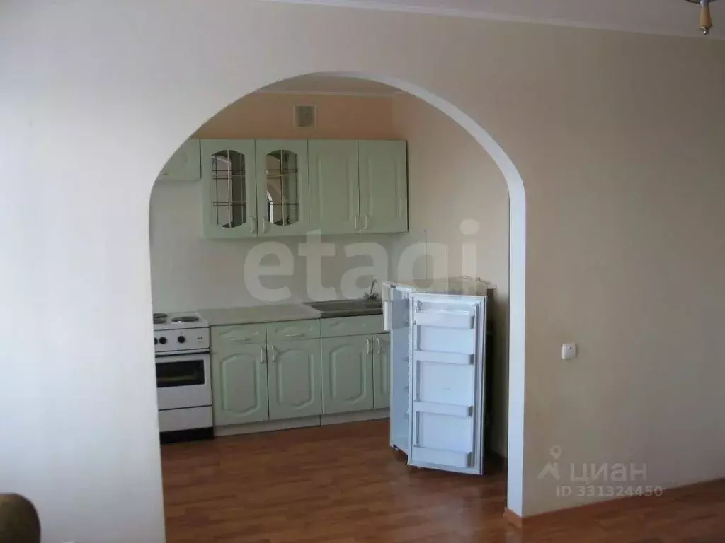 3-к кв. Тюменская область, Тюмень Пролетарская ул., 120а (73.2 м) - Фото 1