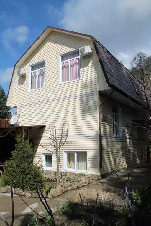 Дом в Краснодарский край, Сочи Ландышевая ул., 144 (200 м) - Фото 1