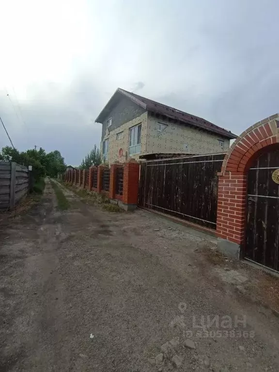 Дом в Омская область, Омск СОСН Тепличный-3 тер., аллея 4-я (193 м) - Фото 1