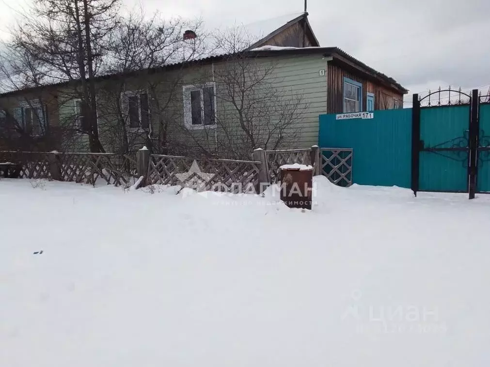 Дом в Бурятия, Баргузинский район, Усть-Баргузин пгт Рабочая ул., 17 ... - Фото 0