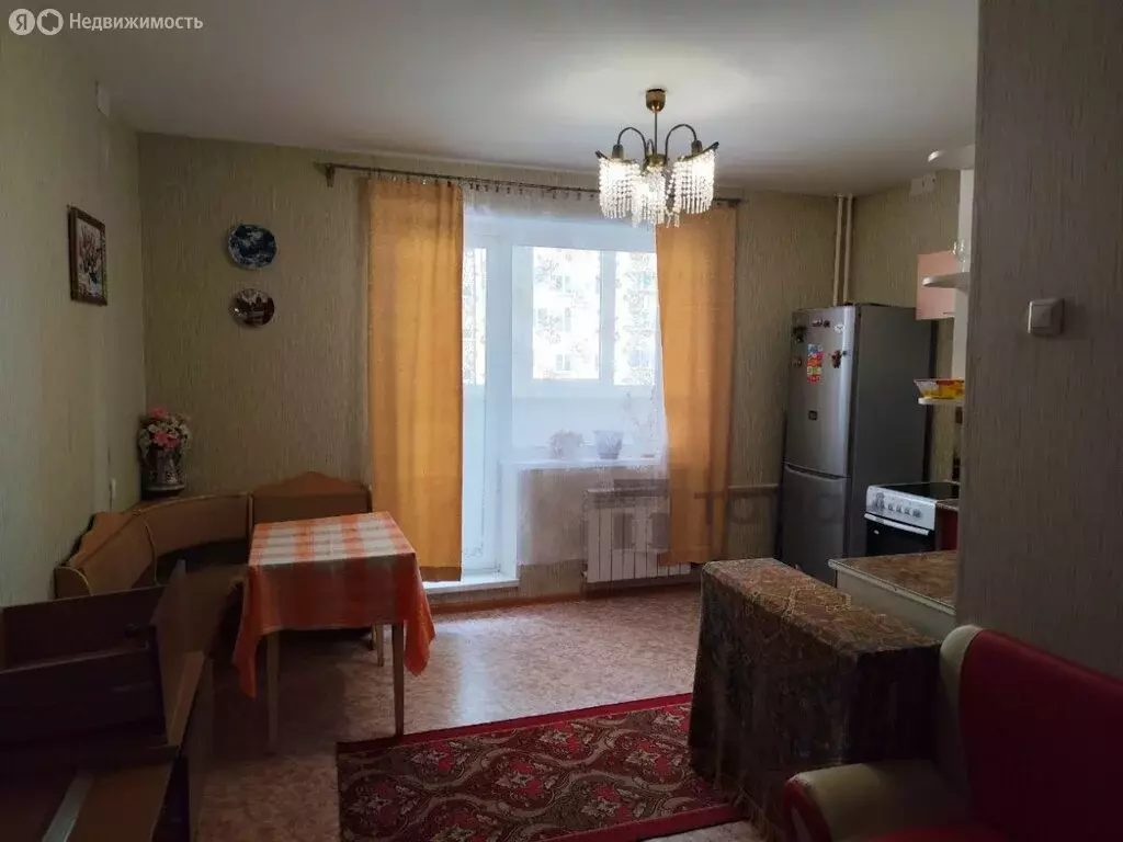 3-комнатная квартира: Южноуральск, улица Яблочкова, 36 (57 м) - Фото 2